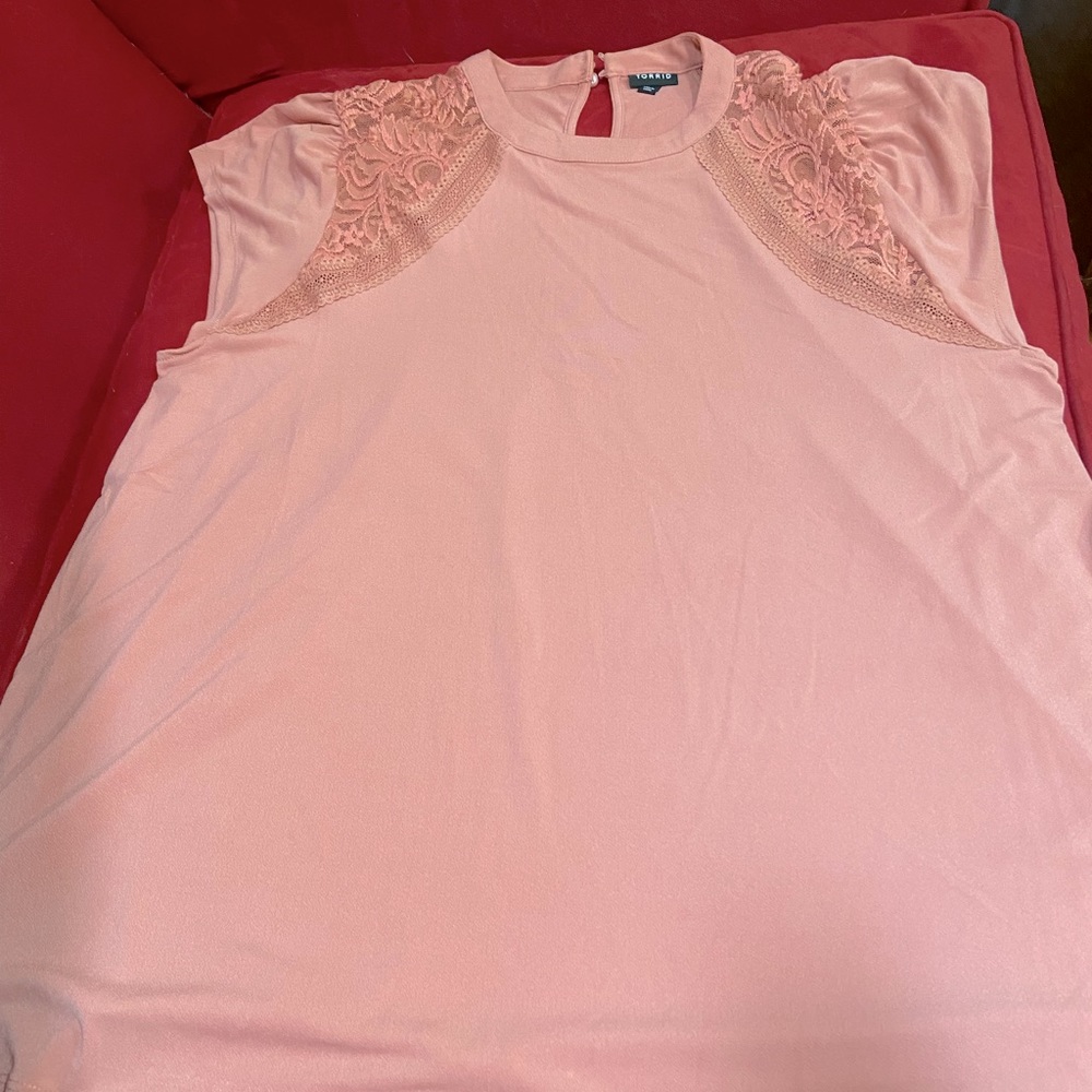 Pink or Mauve colored Torrid top size 3